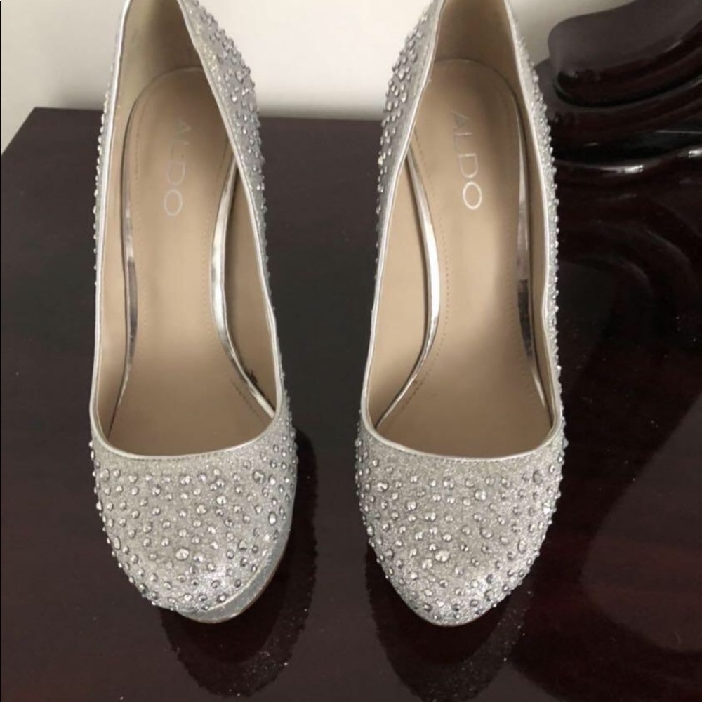 High Heel Pumps